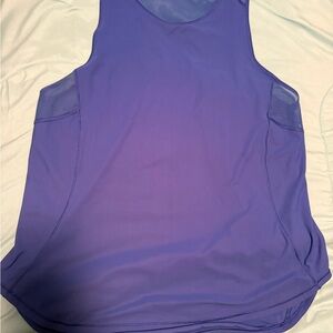 Lululemon workout top